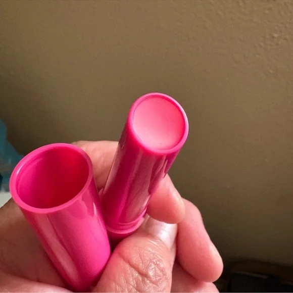 MAC Cosmetics SQUIRT PLUMPING GLOSS STICK in 13 AMPED Brand New Never Used. - Picture 11 of 13